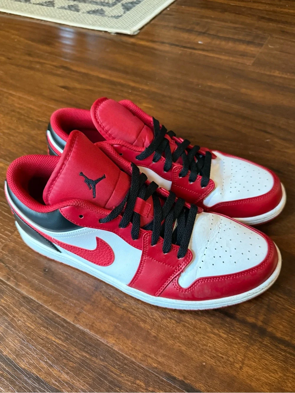 Air Jordan 1 Low BULLS White/Gym Red-Black size 11
